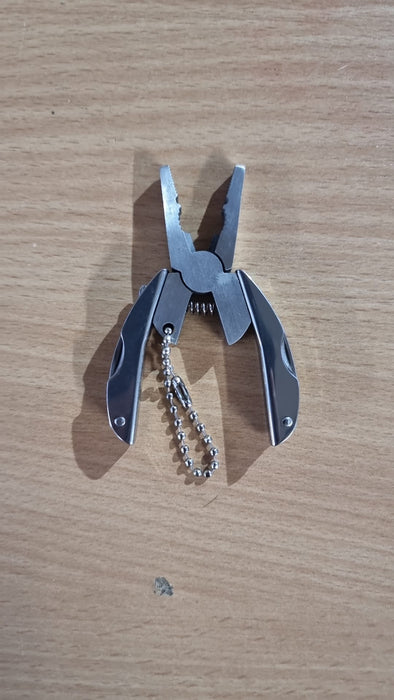 Multi Function Tool Mini Foldaway Key Chain Ring Plier Screwdriver Tradie Gift